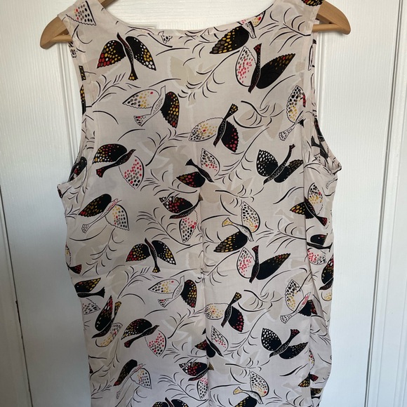Old navy sleeveless blouse - Picture 3 of 3